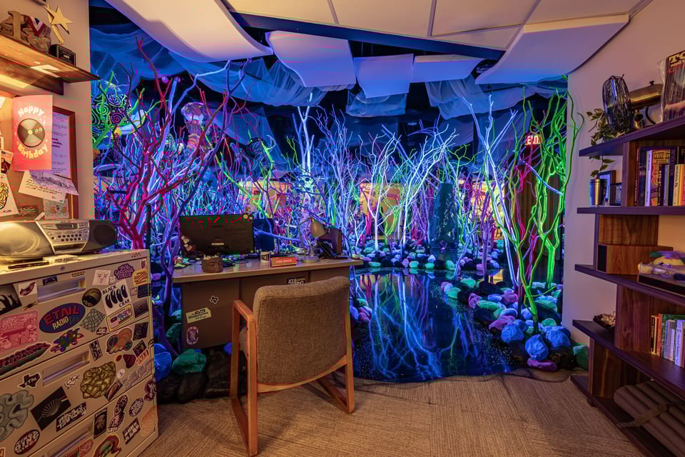 Glowquarium Trench 2