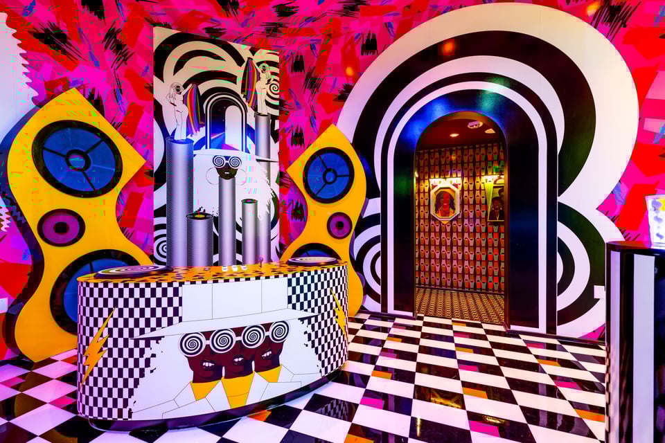 DJ Booth 0