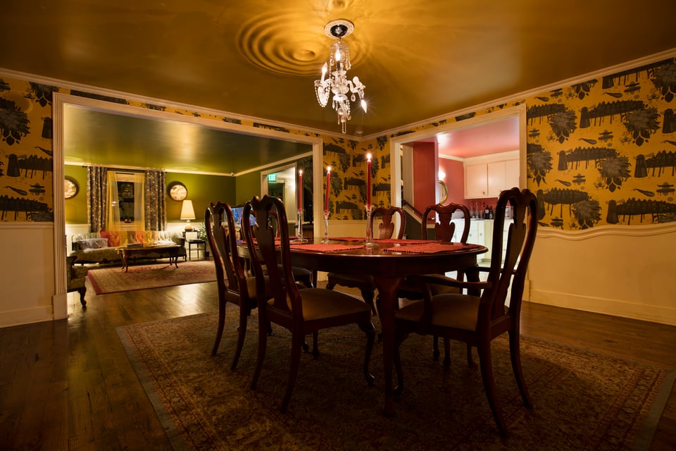 Dining Room 0