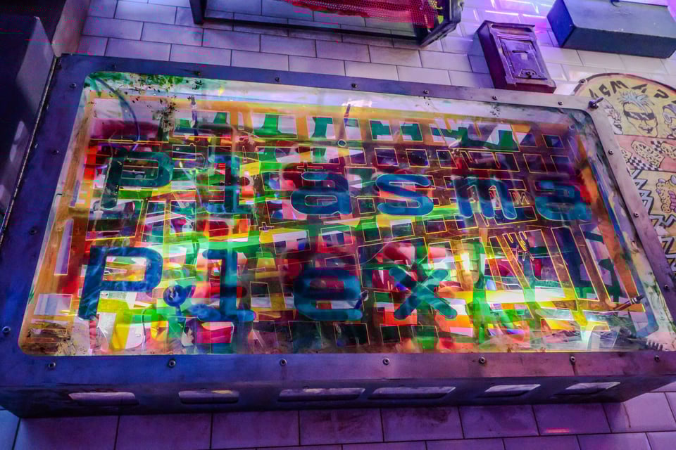 Plasmaplex Sign 1