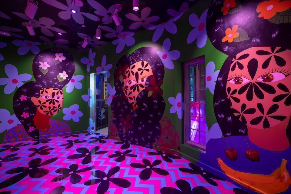 Flower Face Room 0