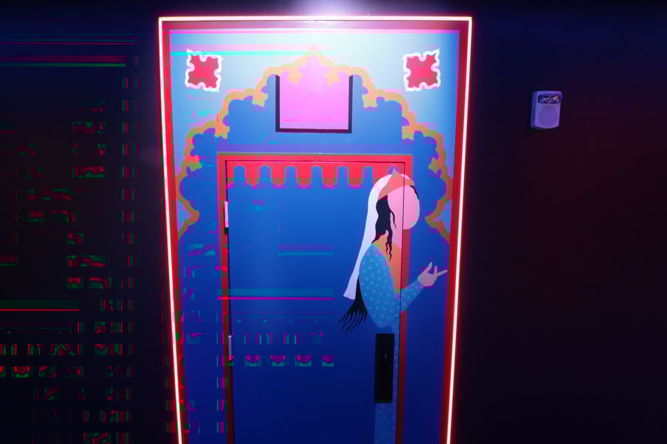 Ava 0